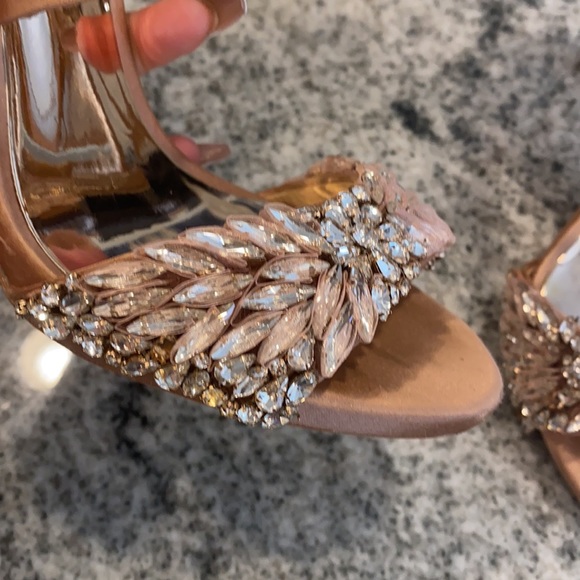 Badgley Mischka jeweled wedding heels - Picture 2 of 8